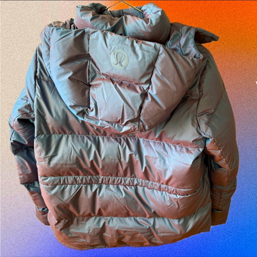 NWT - Lululemon Wunder Puff jacket Irridicent Blue sz.6 - Picture 5 of 9